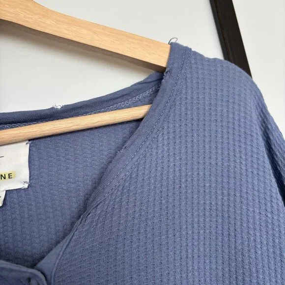 Offline by Aerie Waffle Henley T-Shirt in Blue Size XL oversized Athleisure Top - Picture 3 of 11